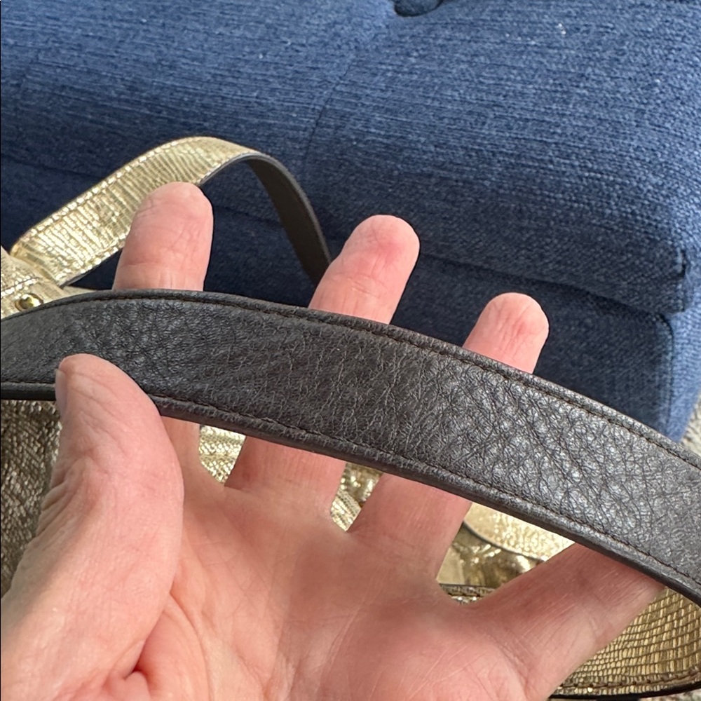 Gold genuine leather Backpack - Picture 3 of 14